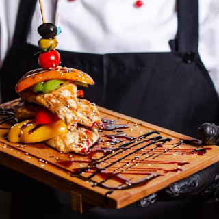 grilled-chicken-breast-served-with-bell-peppers-cherry-tomato-olives-1_140725-8590_thumb